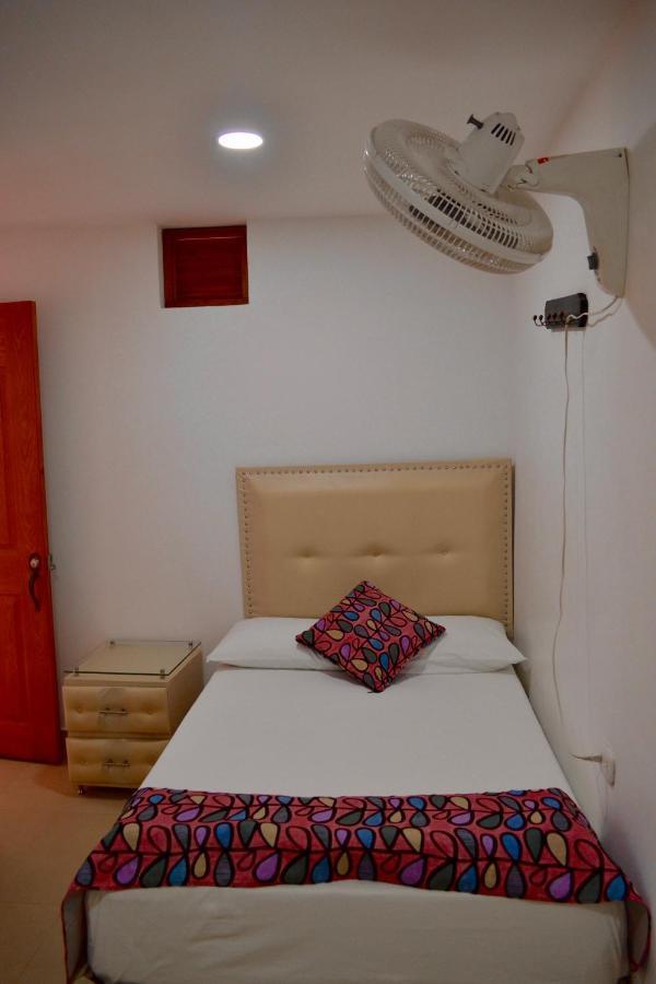 Hotel San Fernandos Plaza ซานราฟาเอล ภายนอก รูปภาพ