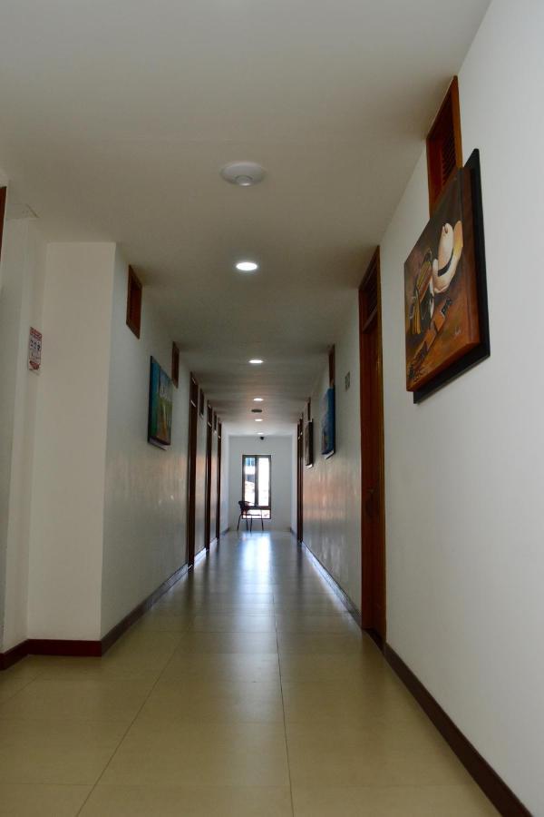 Hotel San Fernandos Plaza ซานราฟาเอล ภายนอก รูปภาพ