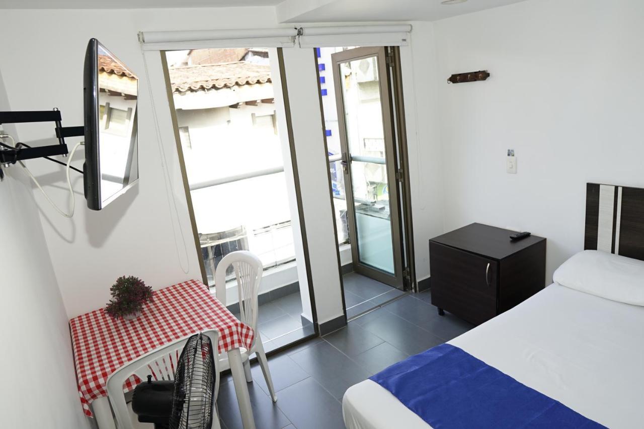 Hotel San Fernandos Plaza ซานราฟาเอล ภายนอก รูปภาพ